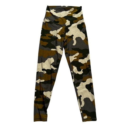 AERIE Offline Camo High Waisted Legging Size M Soft NWOT - Picture 1 of 9